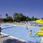 Village Du Parc مكان تخييم