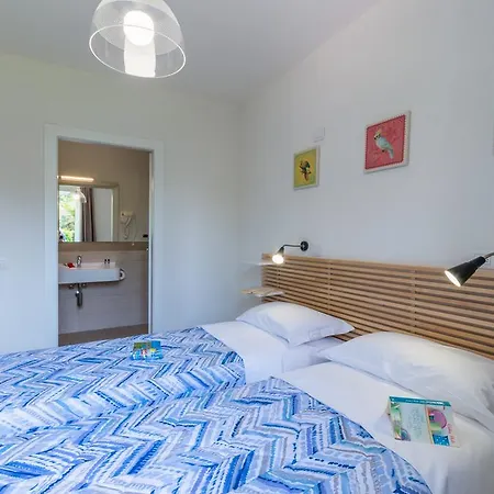 Village Du Parc キャンプ場