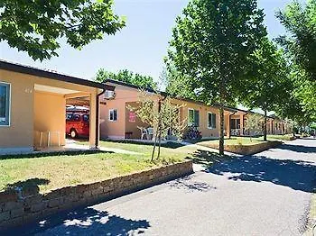 Village Du Parc キャンプ場