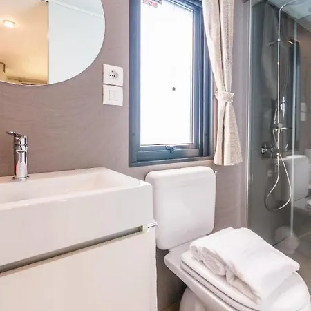 Village Du Parc キャンプ場 ラツィーゼ