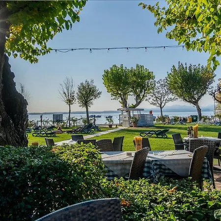 אתר קמפינג Village Du Parc לאזיסה