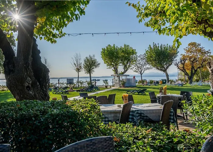 אתר קמפינג Village Du Parc לאזיסה