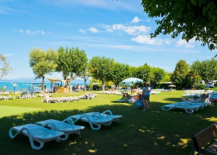 Village Du Parc אתר קמפינג